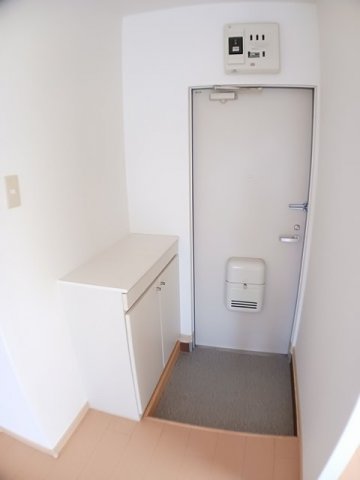 玄関　シンプルで使いやすい玄関です