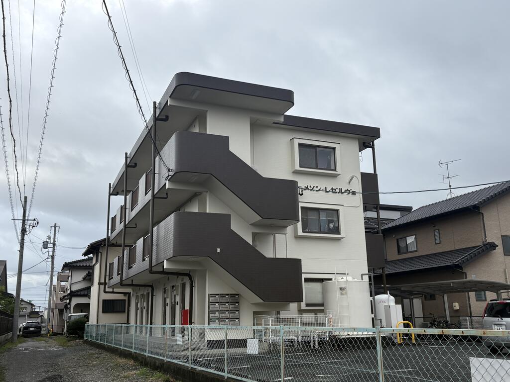 メゾンレゼルヴェ