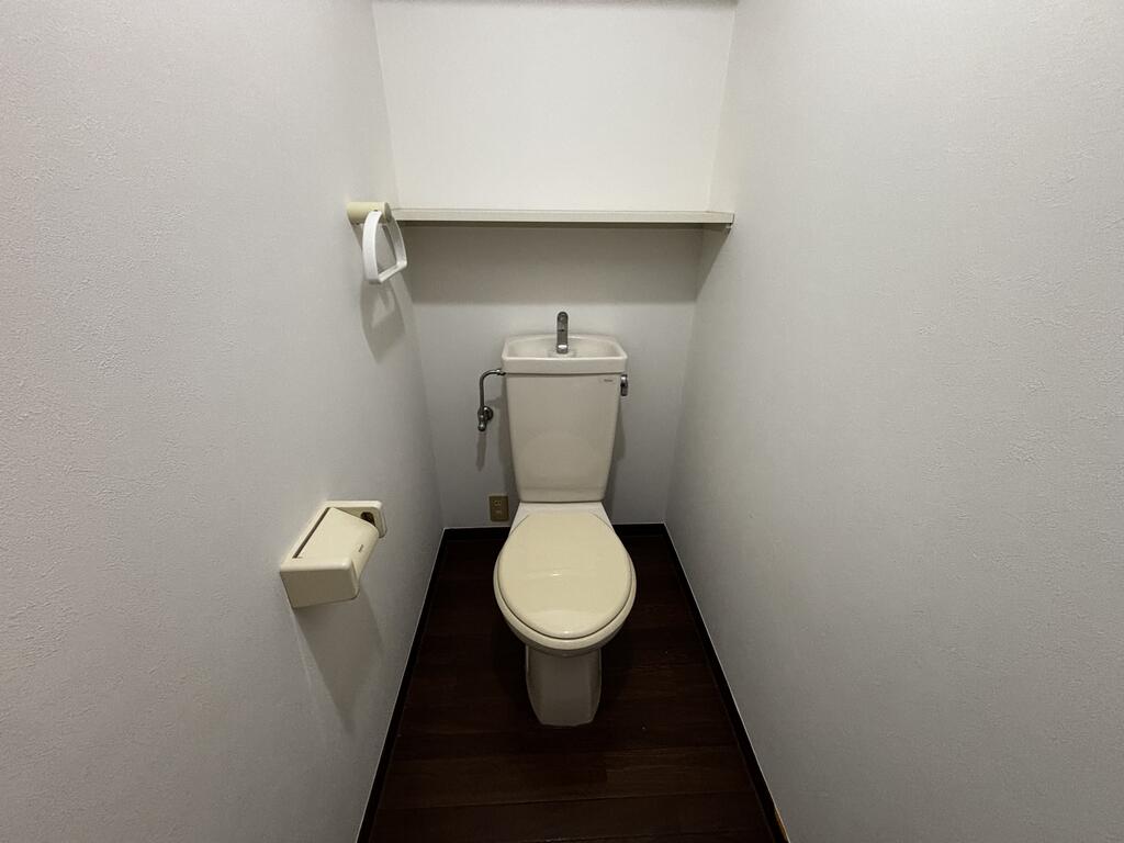 SYMビルのトイレ写真