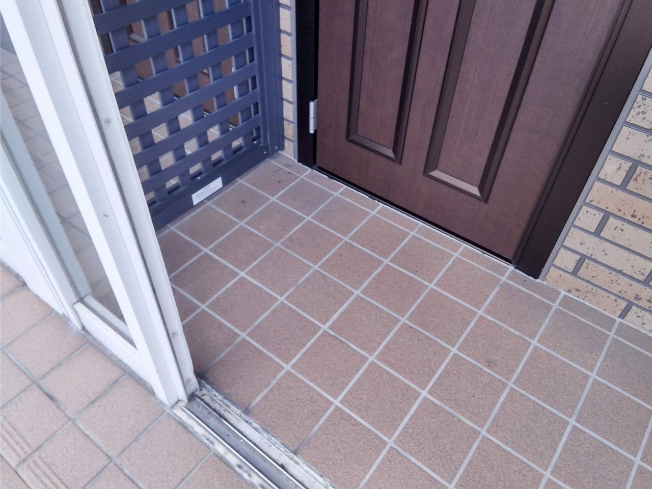エントランス　エントランス