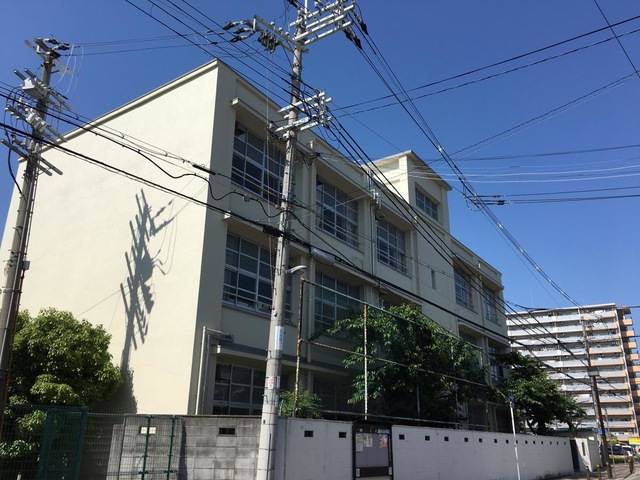 小学校　大阪市立長吉東小学校（小学校）まで349m