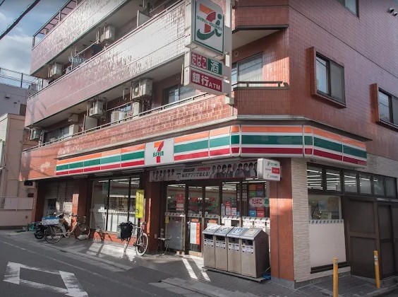 コンビニ　セブンイレブン世田谷三宿1丁目店（コンビニ）まで639m