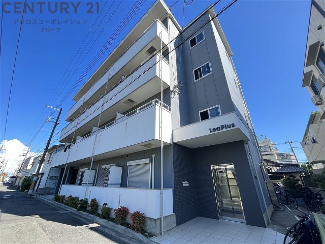 建物外観　安心のオートロック付き♪