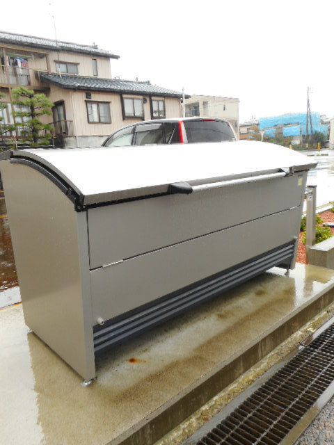 ＪＲ信越本線 長岡駅 バス乗車時間：14分 最寄りバス停で下車 徒歩5分 3階建 築10年のその他写真