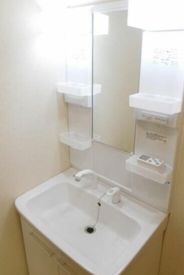 洗面設備　別部屋参照写真
