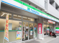 コンビニ　ファミリーマート 渋谷笹塚二丁目西店（コンビニ）まで861m