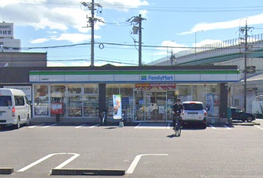 コンビニ　ファミリーマート 名南星崎店（コンビニ）まで1393m