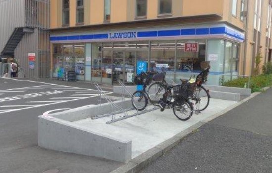 コンビニ　ローソン 座間市役所前店（コンビニ）まで387m