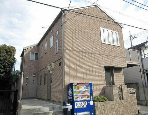 建物外観　ネット無料。ネット無料なら月々実質4000円程度のコストがか
