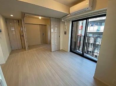 居室・リビング　同マンション別間取り
