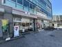 コンビニ　セブンイレブン狭山市駅東口店（コンビニ）まで860m
