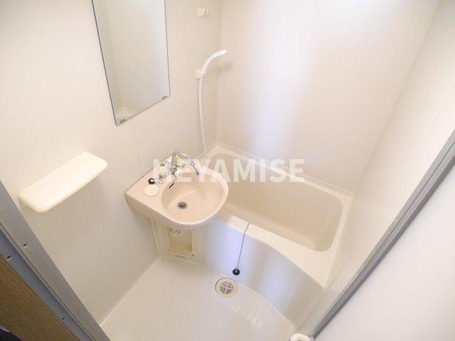 バス・シャワールーム　※同間取りの別の階のお部屋の画像です※現況を優先します