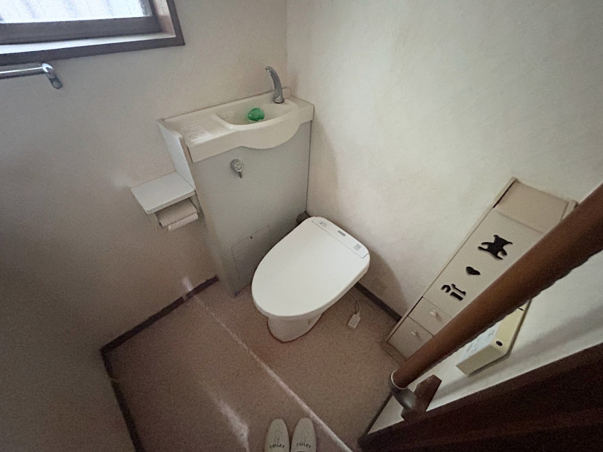 HJ練馬豊玉中貸家のトイレ写真