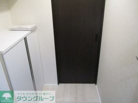 b’CASA Tatekawaの玄関写真