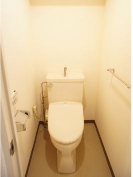 東急東横線 元住吉駅 徒歩2分 4階建 築32年のトイレ写真