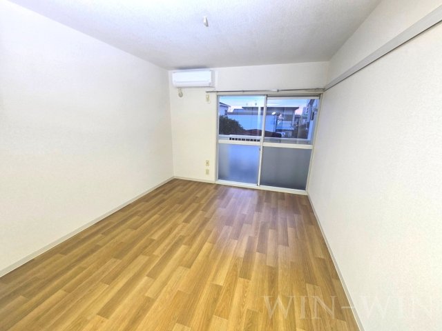 グリーンステージ中山 Bの居間写真
