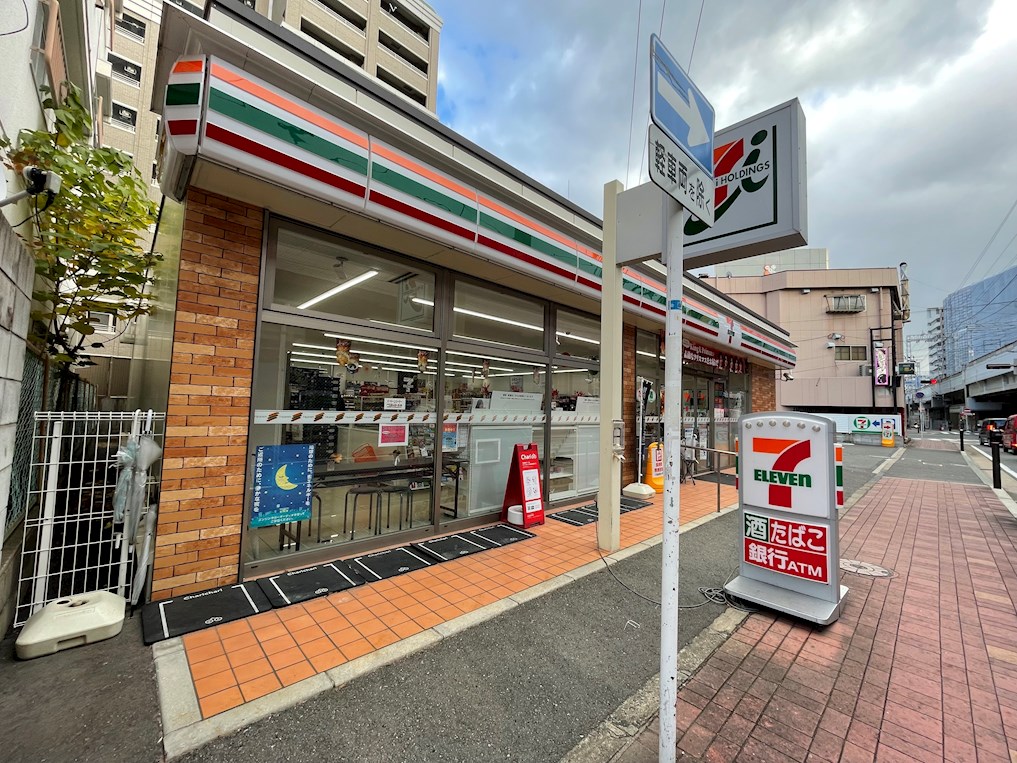 コンビニ　セブンイレブン 福岡大橋1丁目店（コンビニ）まで175m