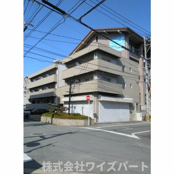 西鉄天神大牟田線 西鉄平尾駅 徒歩6分 築42年