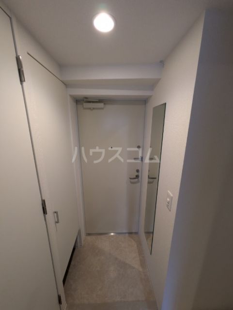 セレニテ難波西アリエの玄関写真