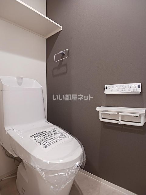 ヴィクトリアレジデンス高砂のトイレ写真