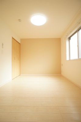 小田急線 鶴川駅 徒歩18分 2階建 築13年の内装写真