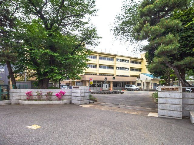 小学校　柏市立柏第三小学校（小学校）まで340m