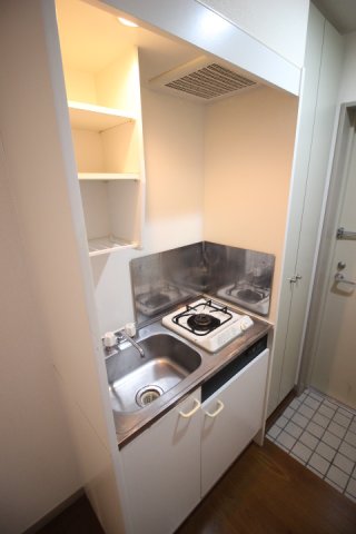 キッチン　ルミエール　豊島区北大塚２