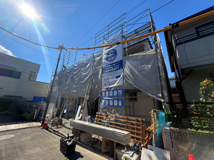 建物外観　建築中