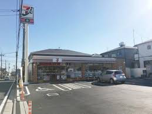 コンビニ　セブンイレブン川越岸町3丁目店（コンビニ）まで200m