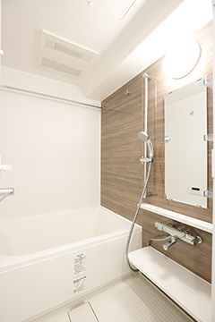 バス・シャワールーム　バス