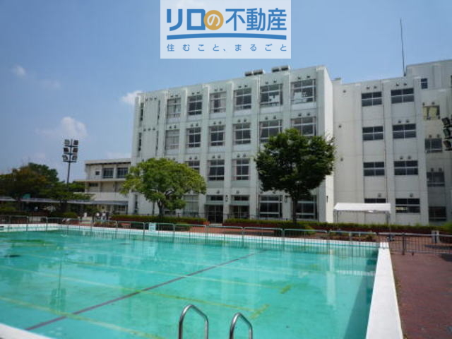 小学校　伊丹市立鴻池小学校（小学校）まで730m
