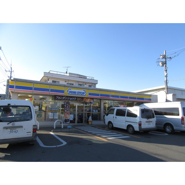 コンビニ　ミニストップ三郷谷中店（コンビニ）まで455m