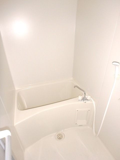 ビスィクレッタの風呂写真