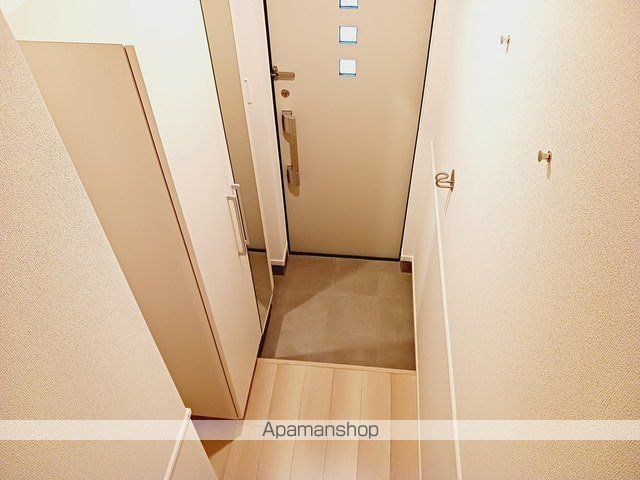 名鉄各務原線 鵜沼宿駅 徒歩10分 2階建 築2年の玄関写真