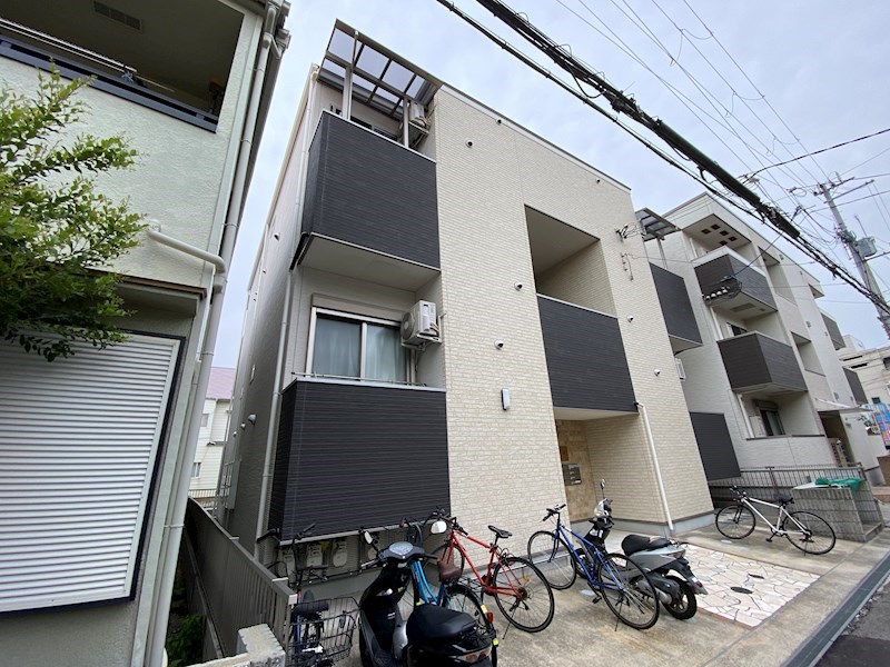 ACROSS GRADOの外観写真