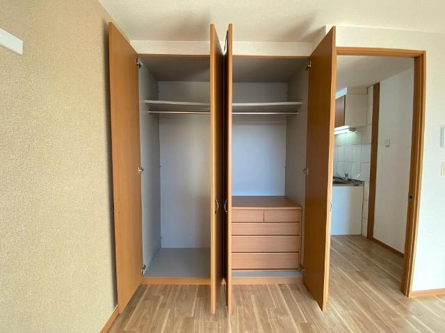 収納　クローゼット