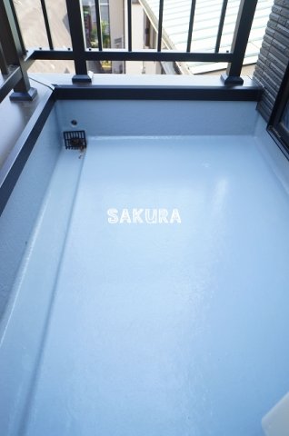 バルコニー　便利で嬉しいバルコニー付きです♪