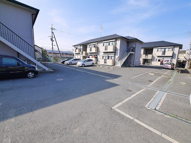 駐車場　駐車場があります