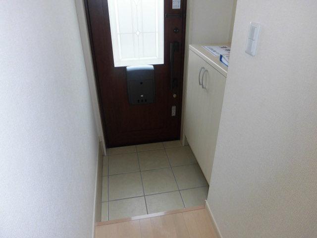 その他　下駄箱も有ります。
