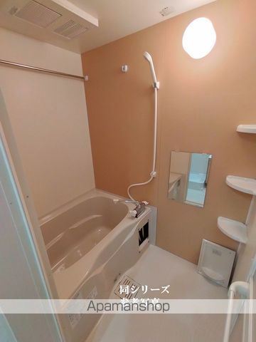 阪急千里線 千里山駅 徒歩7分 3階建 築3年の風呂写真