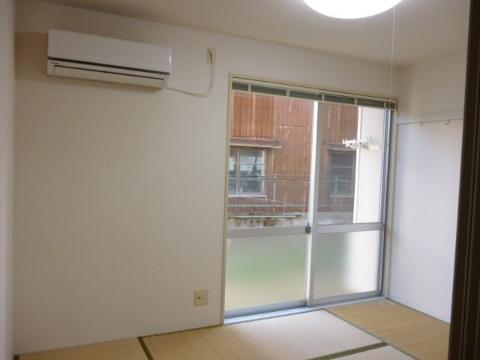 メゾンブランシュIIの居間写真