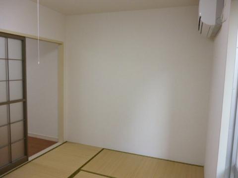 メゾンブランシュIIの居間写真