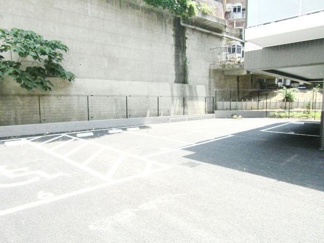 駐車場　★駐車場★