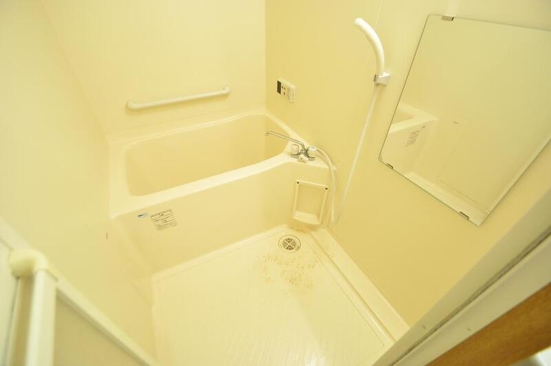 バス・シャワールーム　ゆったりと入るなら、やっぱりトイレとは別々が嬉しいですよね。