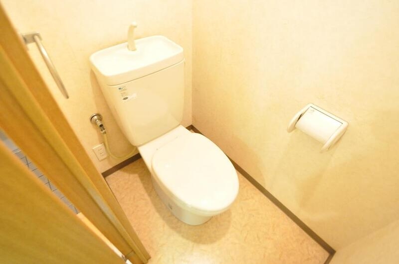 トイレ　キレイに清掃されたトイレは清潔感があり気分もよくなります。