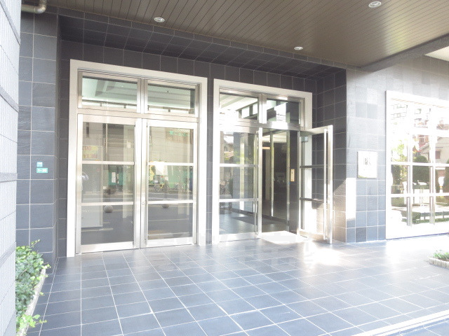 南海高野線 堺東駅 徒歩5分 15階建 築19年の外観写真