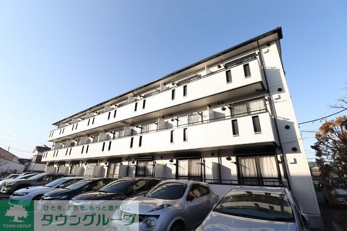 アムール大倉山 B棟の外観写真