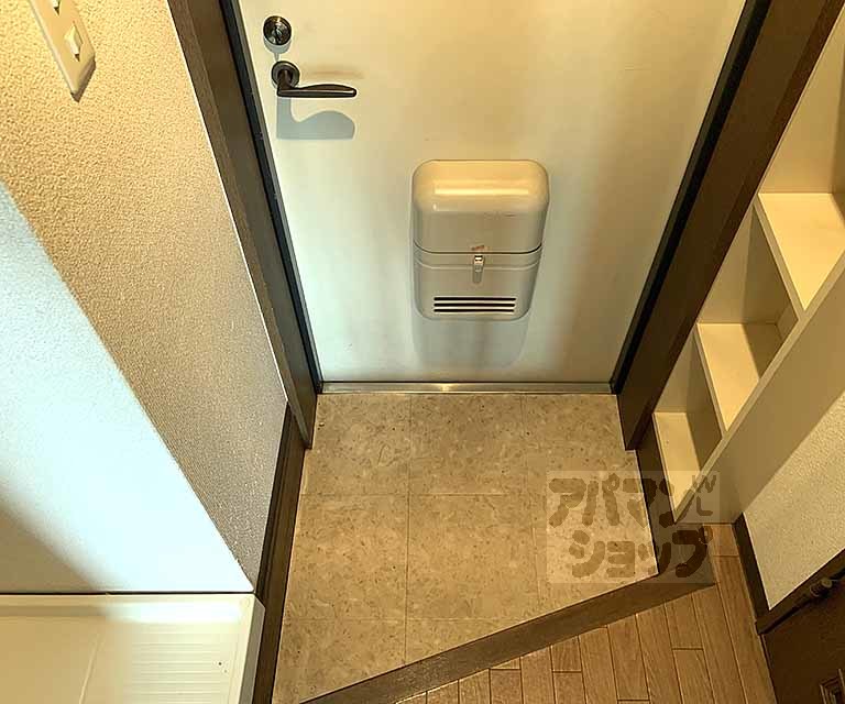 パルテール桂の玄関写真