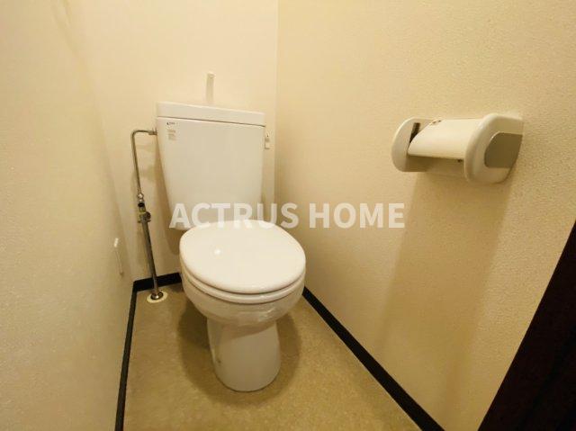 近鉄奈良線 大阪上本町駅 徒歩8分 10階建 築21年のトイレ写真