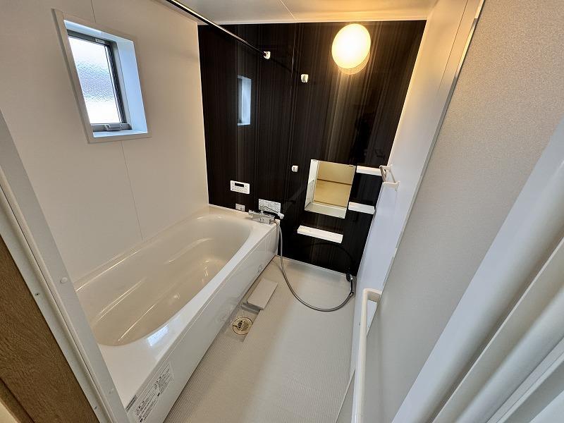 バス・シャワールーム　別のお部屋のお写真です